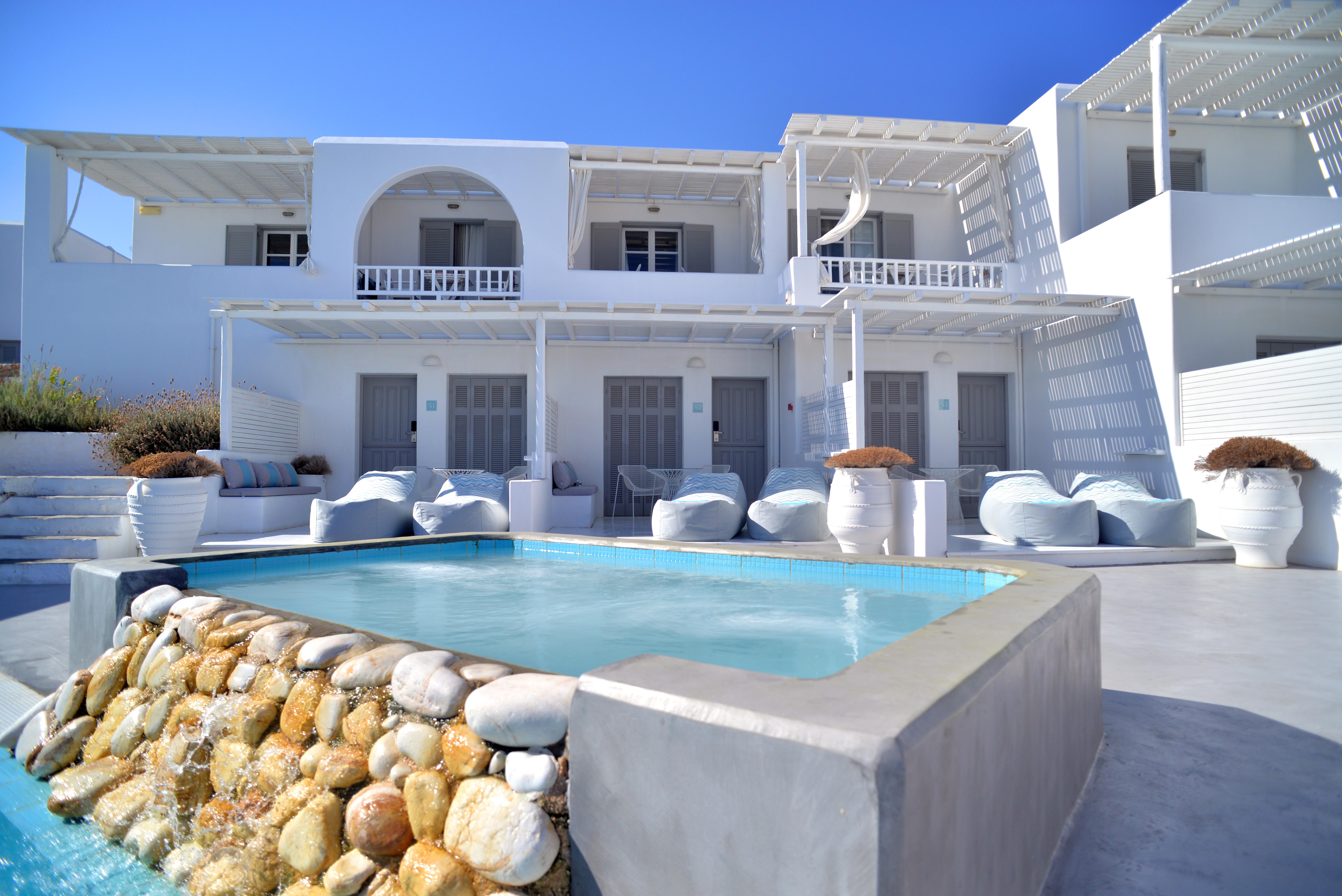 Minois Sugarcube Suites Parasporos Exterior foto