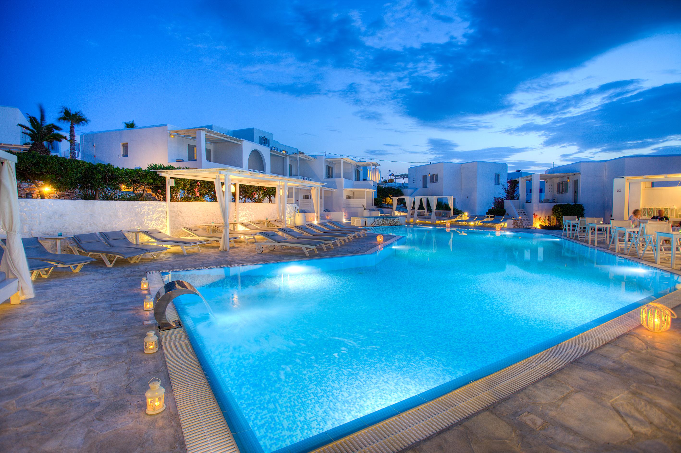 Minois Sugarcube Suites Parasporos Exterior foto