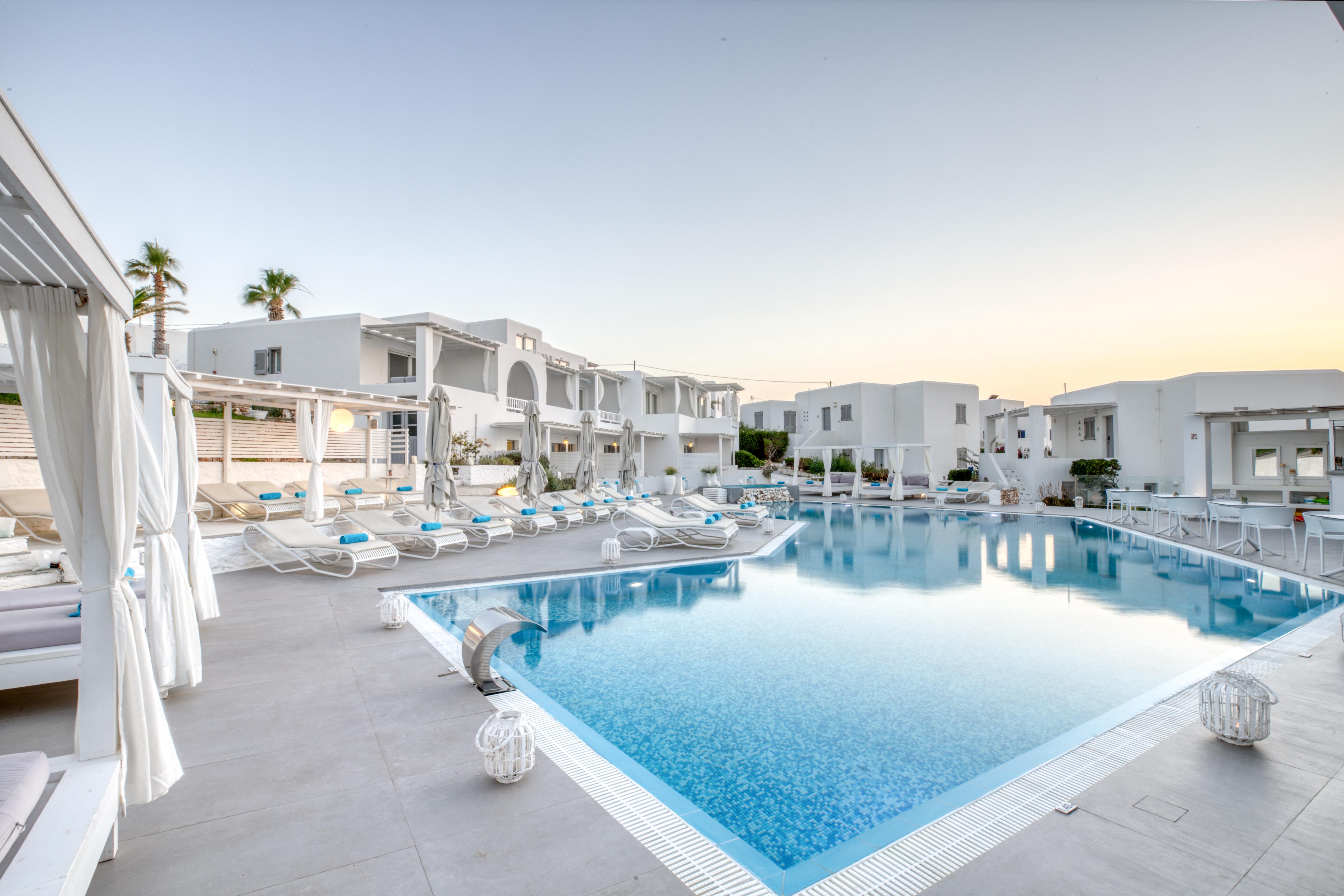 Minois Sugarcube Suites Parasporos Exterior foto