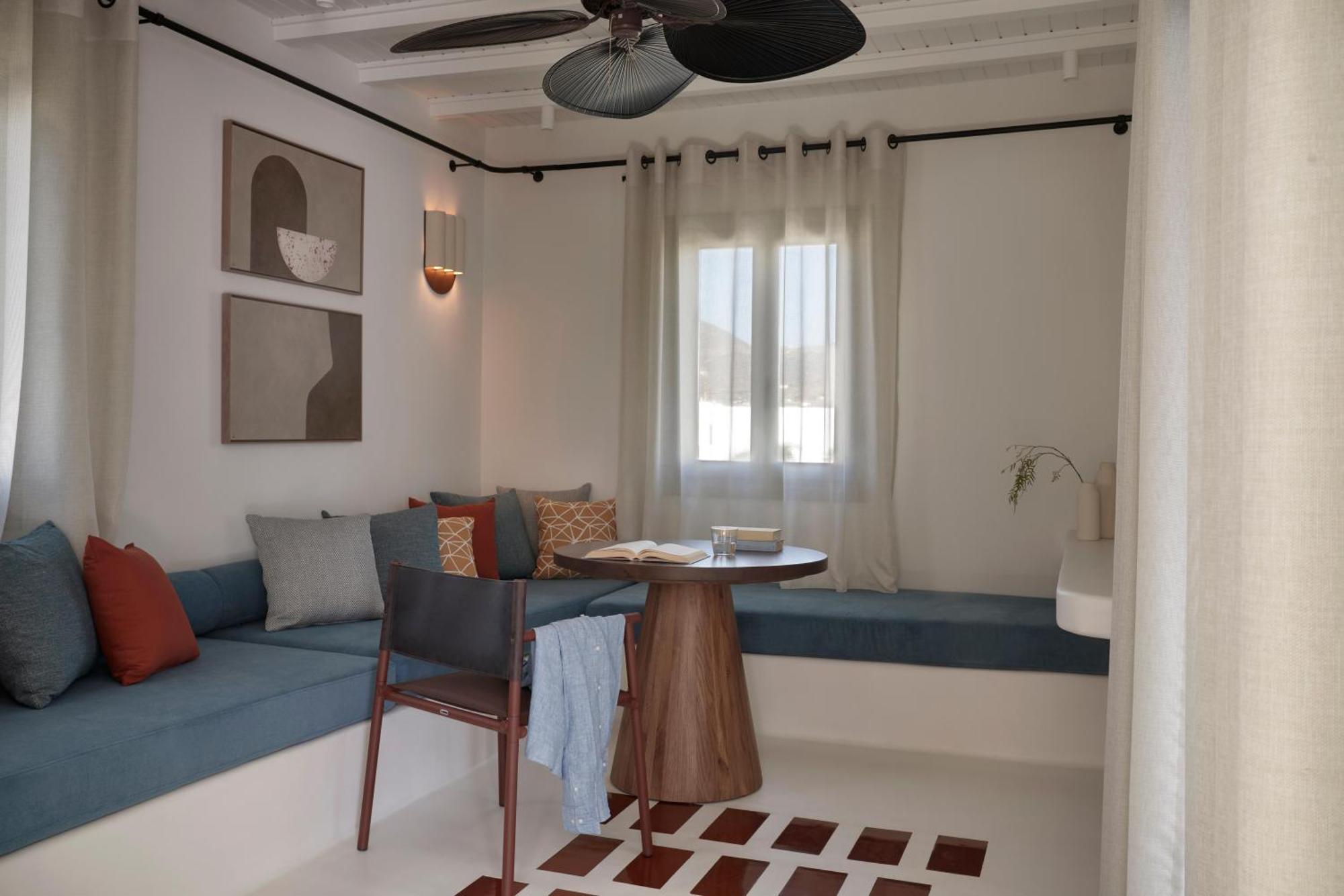 Minois Sugarcube Suites Parasporos Exterior foto