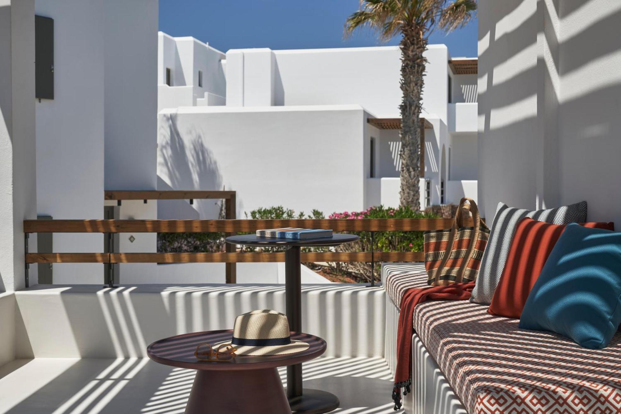 Minois Sugarcube Suites Parasporos Exterior foto