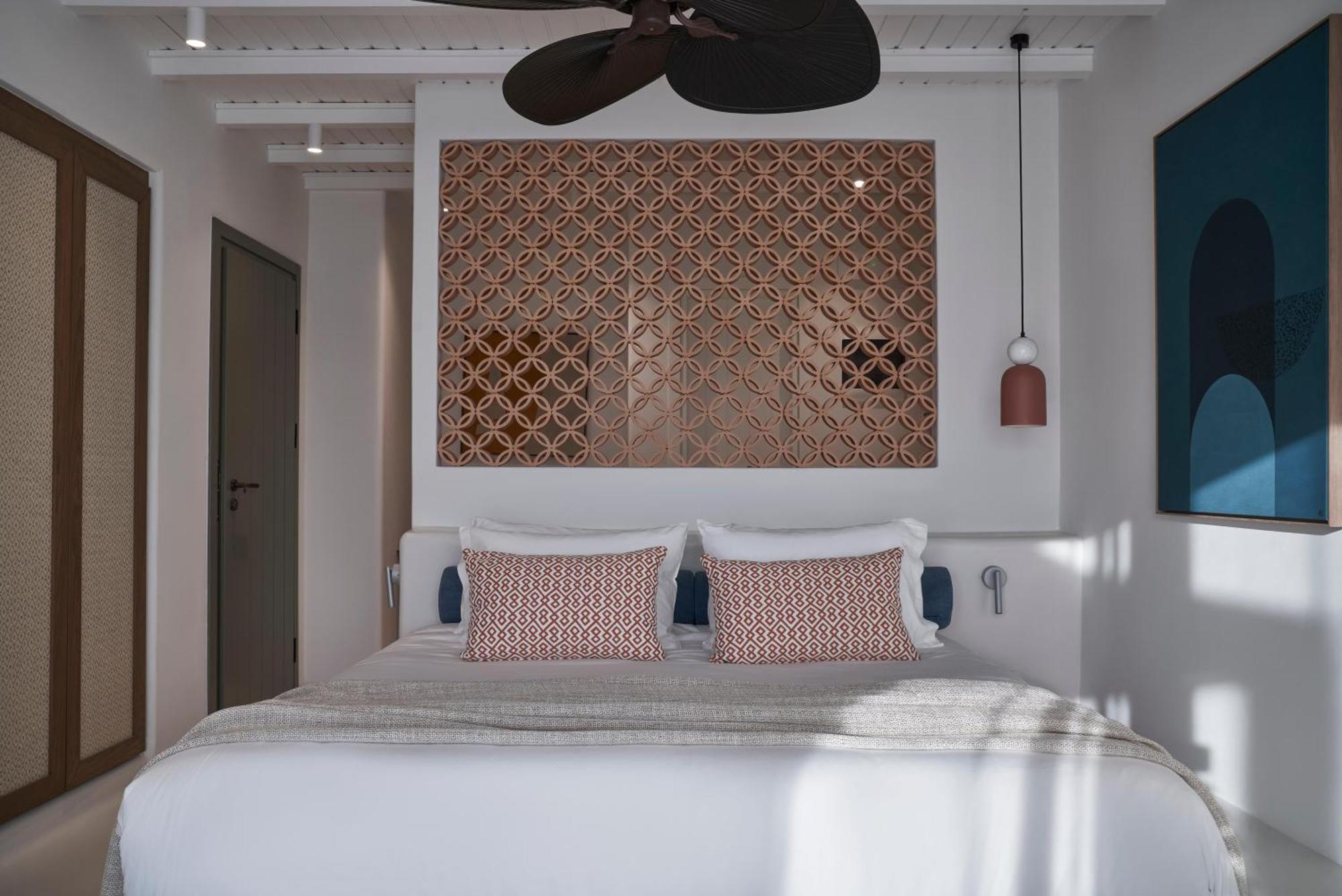 Minois Sugarcube Suites Parasporos Exterior foto